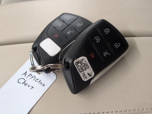 Used 2023 Buick Envision Preferred AWD/4WD image 26