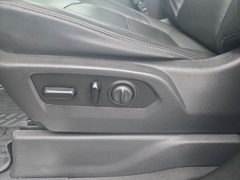 Used 2020 Chevrolet Silverado 1500 RST image 22