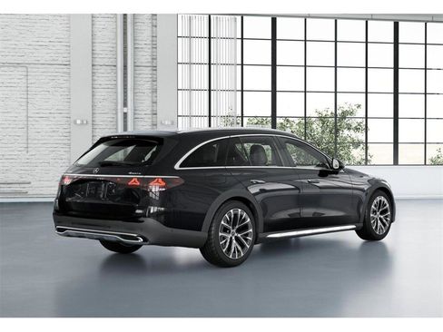 New 2026 Mercedes-Benz E 450 4MATIC All-Terrain Wagon image 21
