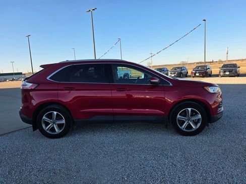 Used 2020 Ford Edge SEL w/ Convenience Package image 2