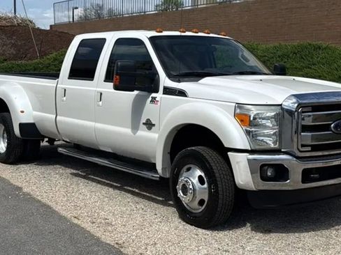 Used 2015 Ford F350 Lariat w/ Lariat Ultimate Package AWD/4WD image 3