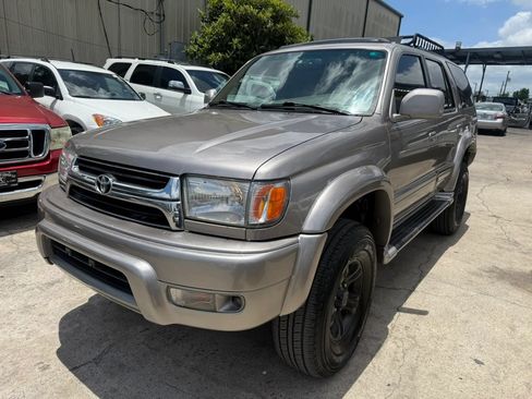 Used 2002 Toyota 4Runner Limited RWD image 3