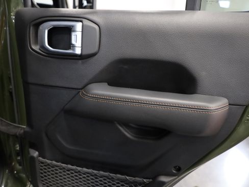 Used 2021 Jeep Wrangler Unlimited Rubicon w/ Trailer Tow Package image 40