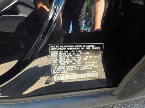 Used 2023 Volkswagen ID.4 Pro S AWD/4WD image 28