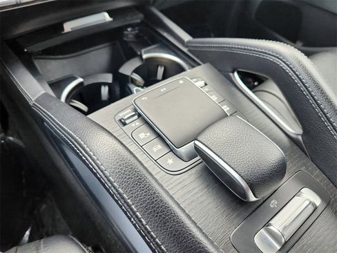 Used 2022 Mercedes-Benz GLS 450 4MATIC image 24