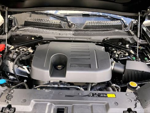 Used 2022 Land Rover Defender 110 X-Dynamic HSE image 10