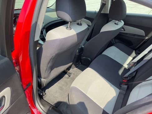 Used 2015 Chevrolet Cruze L FWD image 15
