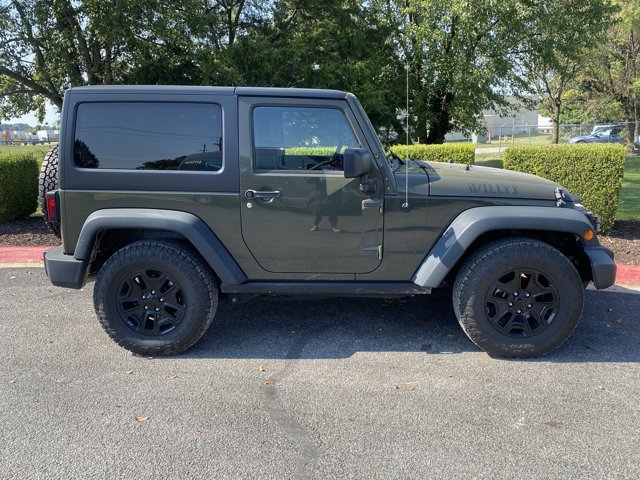 Used 2015 Jeep Wrangler Sport AWD/4WD image 3