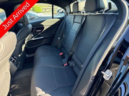 Used 2025 Mercedes-Benz C 300 Sedan image 9