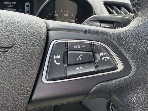 Used 2019 Ford Escape SEL AWD/4WD image 16