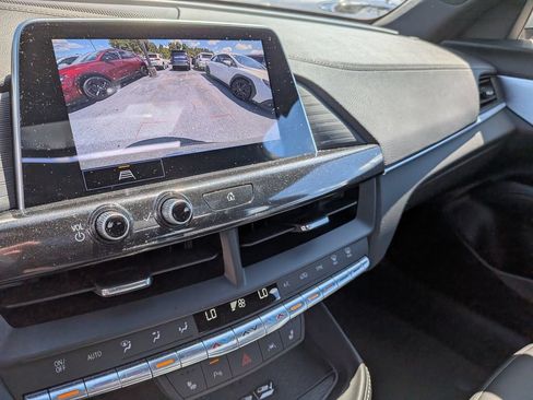 Used 2023 Cadillac CT4 Luxury w/ Sun And Sound Package RWD image 20
