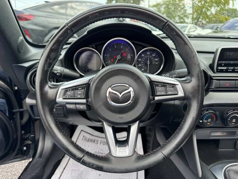 Used 2016 MAZDA MX-5 Miata Sport RWD image 17