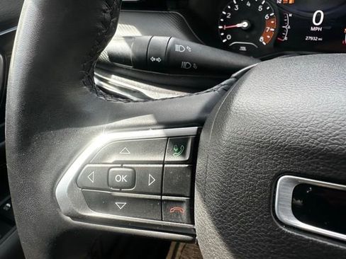 Used 2022 Jeep Compass Latitude w/ Convenience Group FWD image 29