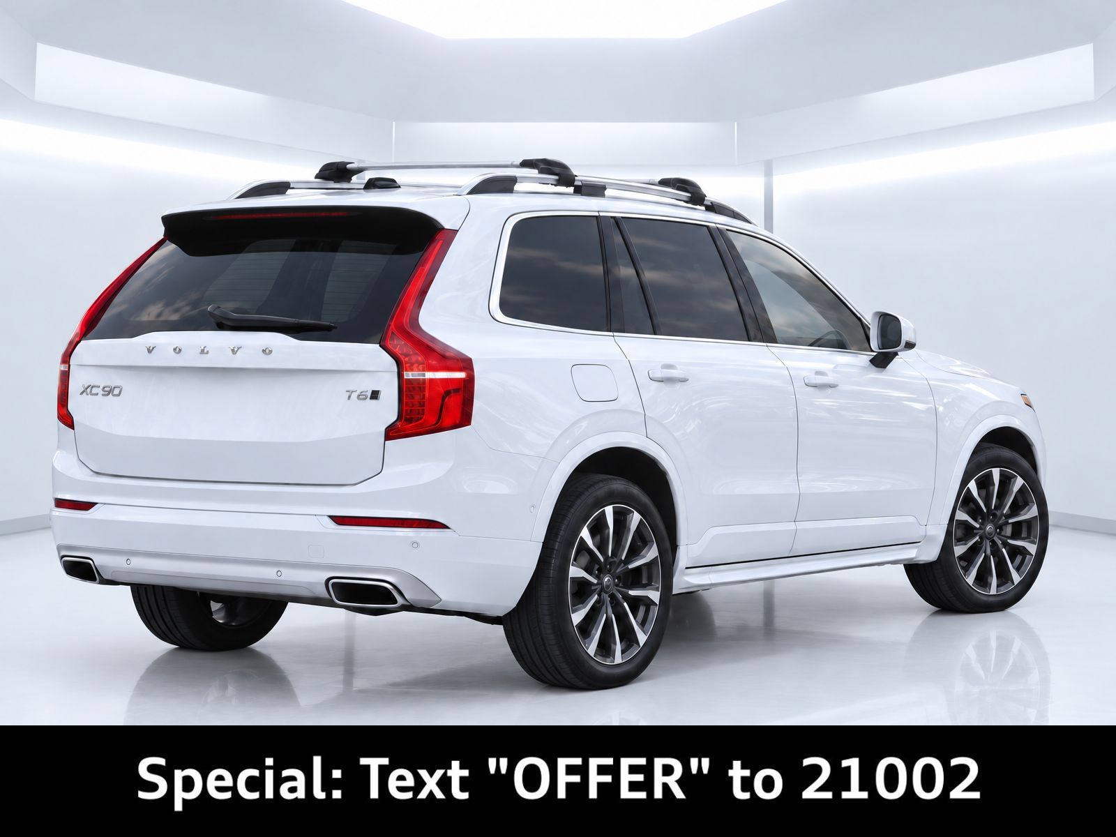 Used 2017 Volvo XC90 T6 Momentum w/ Vision Package AWD/4WD image 4