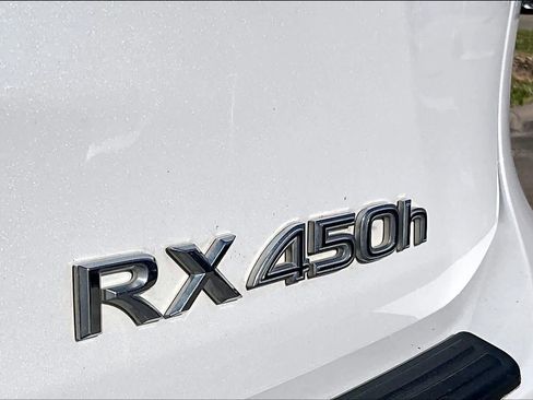 Used 2016 Lexus RX 450h AWD image 28