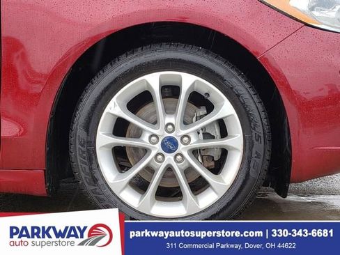 Used 2019 Ford Fusion SE FWD image 28