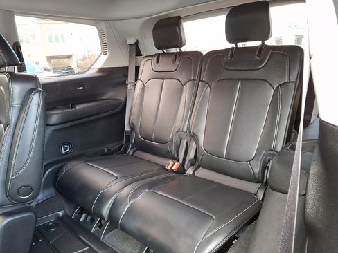 Used 2021 Jeep Grand Cherokee L Limited image 11