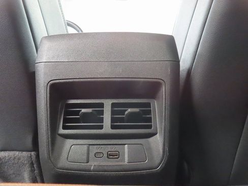 Used 2024 GMC Canyon AT4 image 11