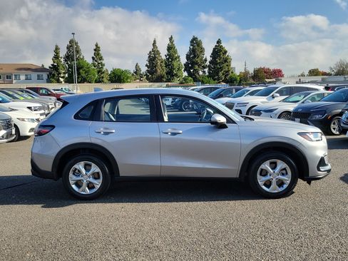 Used 2024 Honda HR-V LX image 5