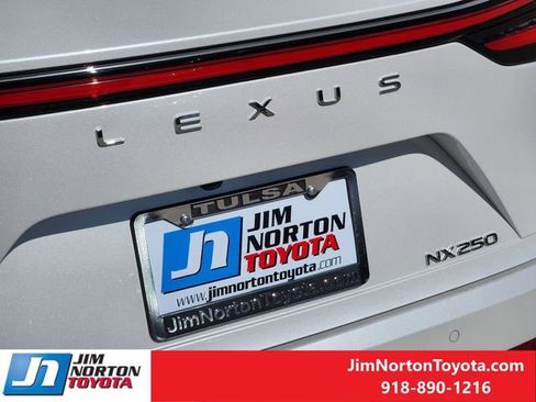 Used 2024 Lexus NX 250 FWD image 12