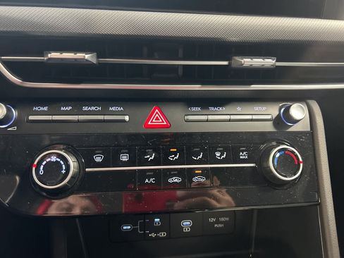 Certified 2025 Hyundai Sonata SE image 26