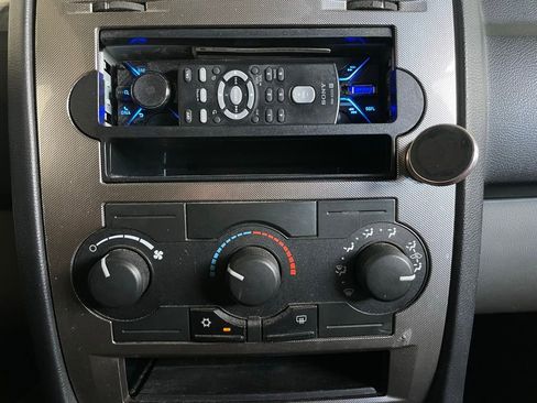 Used 2007 Chrysler 300 Touring image 36