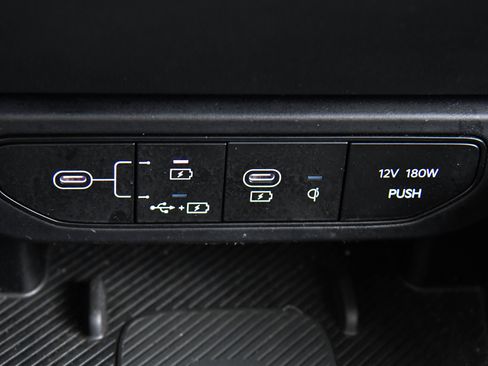 Used 2025 Kia K4 EX image 26