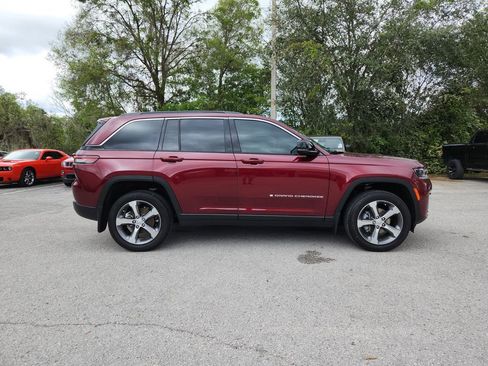 New 2026 Jeep Grand Cherokee Limited RWD image 3