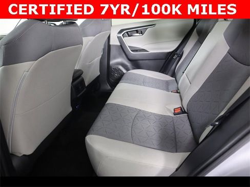 Used 2022 Toyota RAV4 XLE w/ Convenience Package image 13