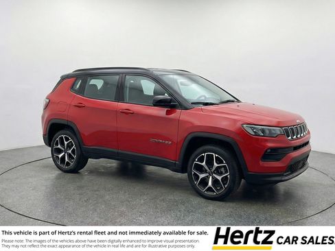 Used 2025 Jeep Compass Limited AWD/4WD image 1