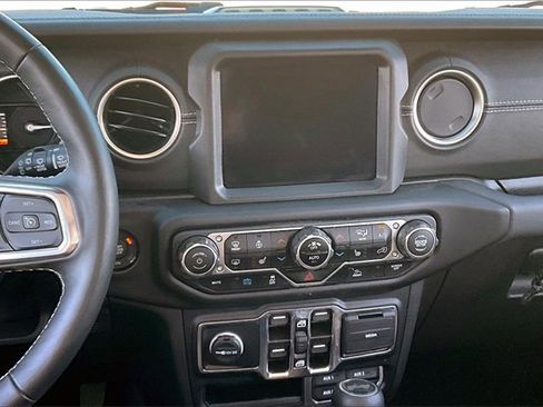 Used 2023 Jeep Wrangler Unlimited Sahara w/ Cold Weather Group image 9