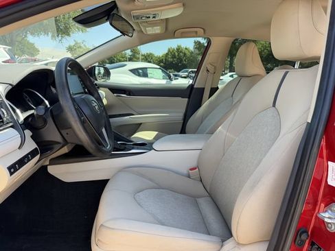 Used 2024 Toyota Camry LE FWD image 22