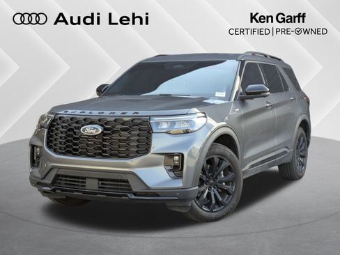 Used 2025 Ford Explorer ST-Line image 1