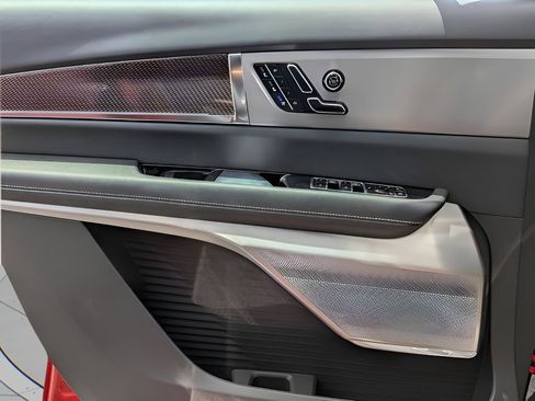 New 2026 Cadillac Vistiq Premium Luxury AWD/4WD image 13