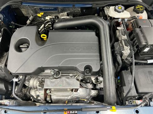 Used 2024 Chevrolet Equinox RS image 24