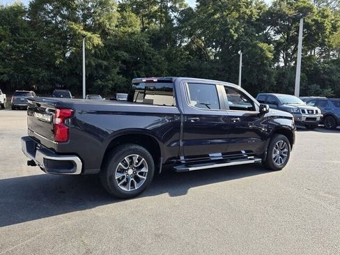 Used 2023 Chevrolet Silverado 1500 LT AWD/4WD image 16