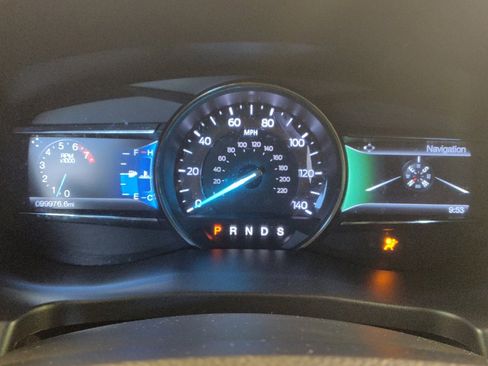 Used 2016 Ford Explorer XLT w/ Equipment Group 202A FWD image 23