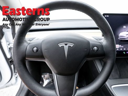 Used 2023 Tesla Model 3 Standard Range RWD image 10