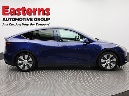 Used 2021 Tesla Model Y Long Range AWD/4WD image 4