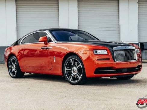 Used 2015 Rolls-Royce Wraith RWD image 43