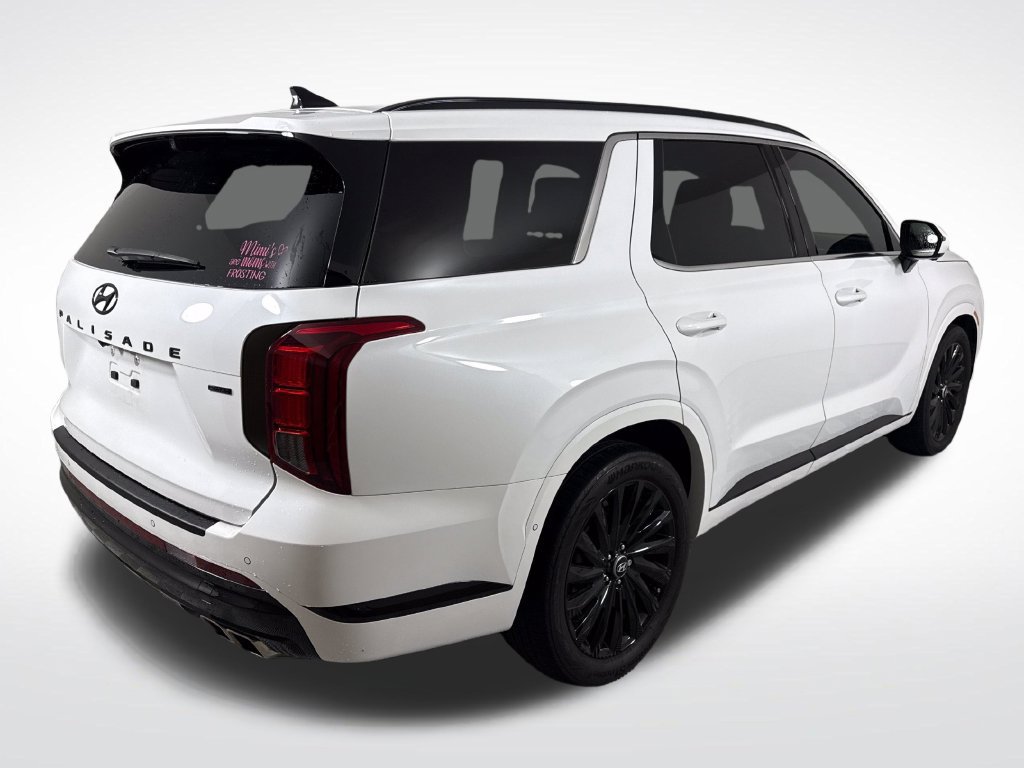 Used 2024 Hyundai Palisade Calligraphy AWD/4WD image 3