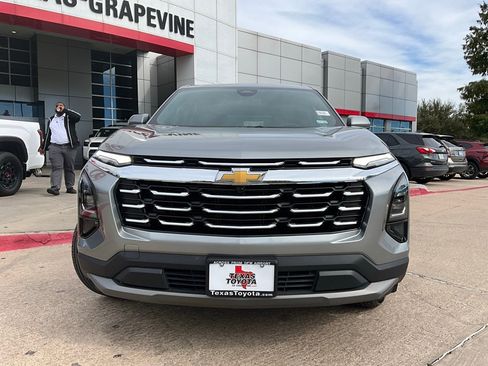 Used 2025 Chevrolet Equinox LT image 4