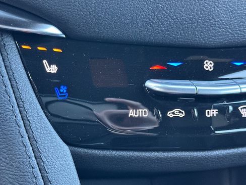 Used 2026 Cadillac XT5 Premium Luxury w/ Driver Assist Package image 28