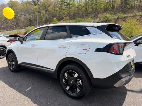 New 2026 Kia Sportage LX AWD/4WD image 5