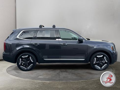 Used 2025 Kia Telluride S AWD/4WD image 8