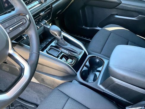 Used 2026 Chevrolet Colorado LT RWD image 15