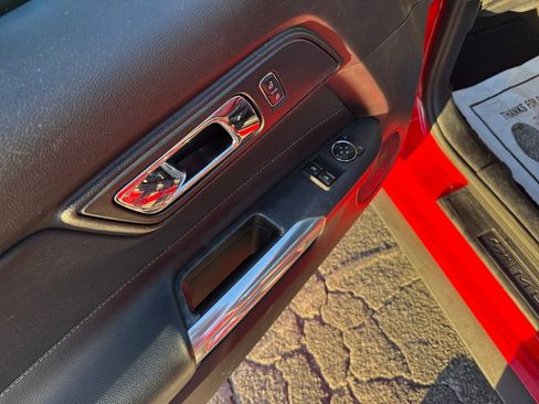 Certified 2017 Ford Mustang Coupe image 15