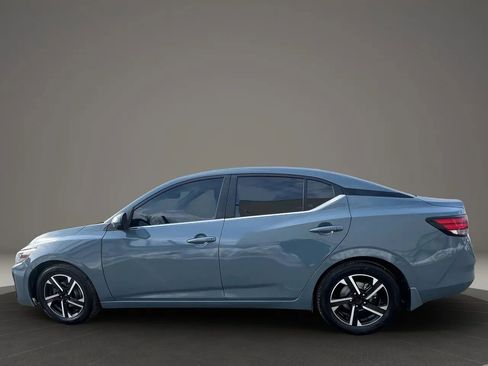 Used 2024 Nissan Sentra SV image 7