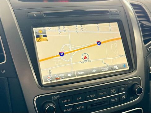 Used 2015 Kia Sorento SX image 14