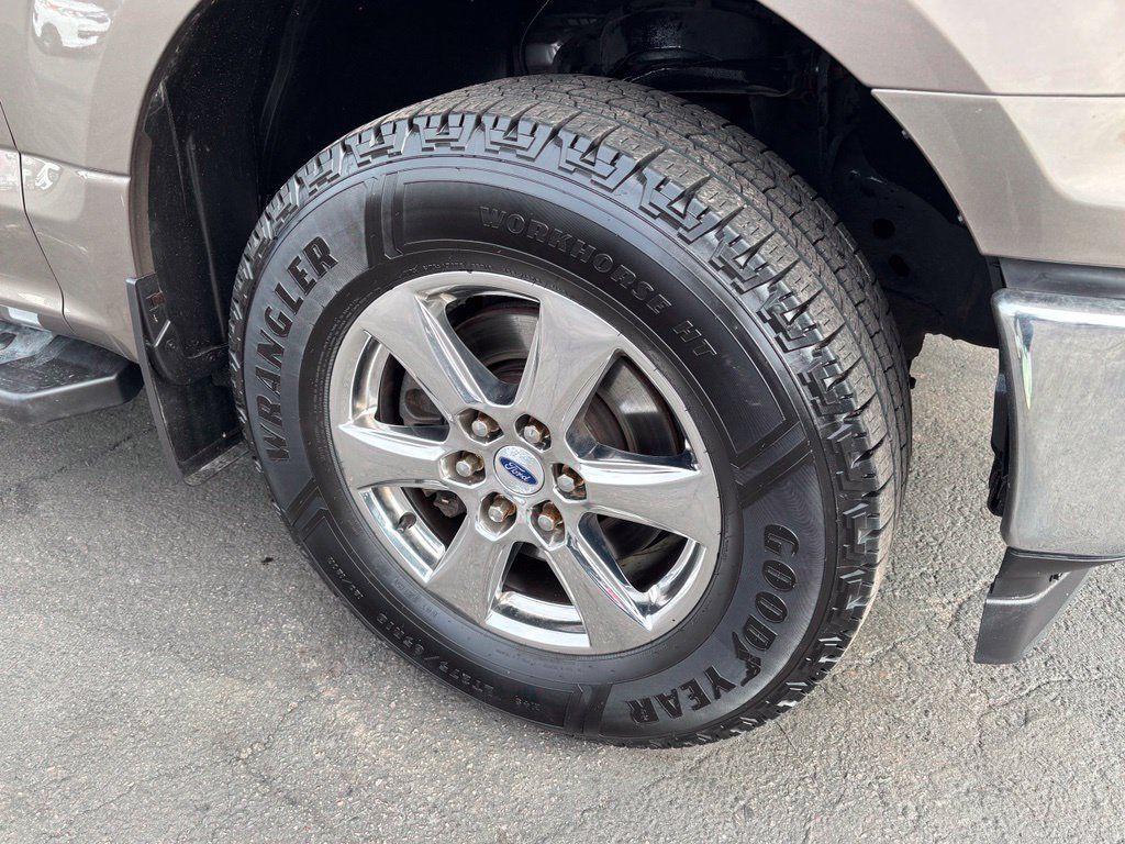 Used 2018 Ford F150 XLT w/ XTR Package AWD/4WD image 30